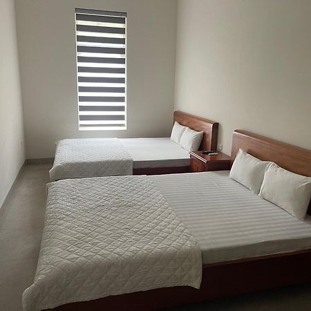 Thien Binh Hotel Hòa Bình Exteriör bild